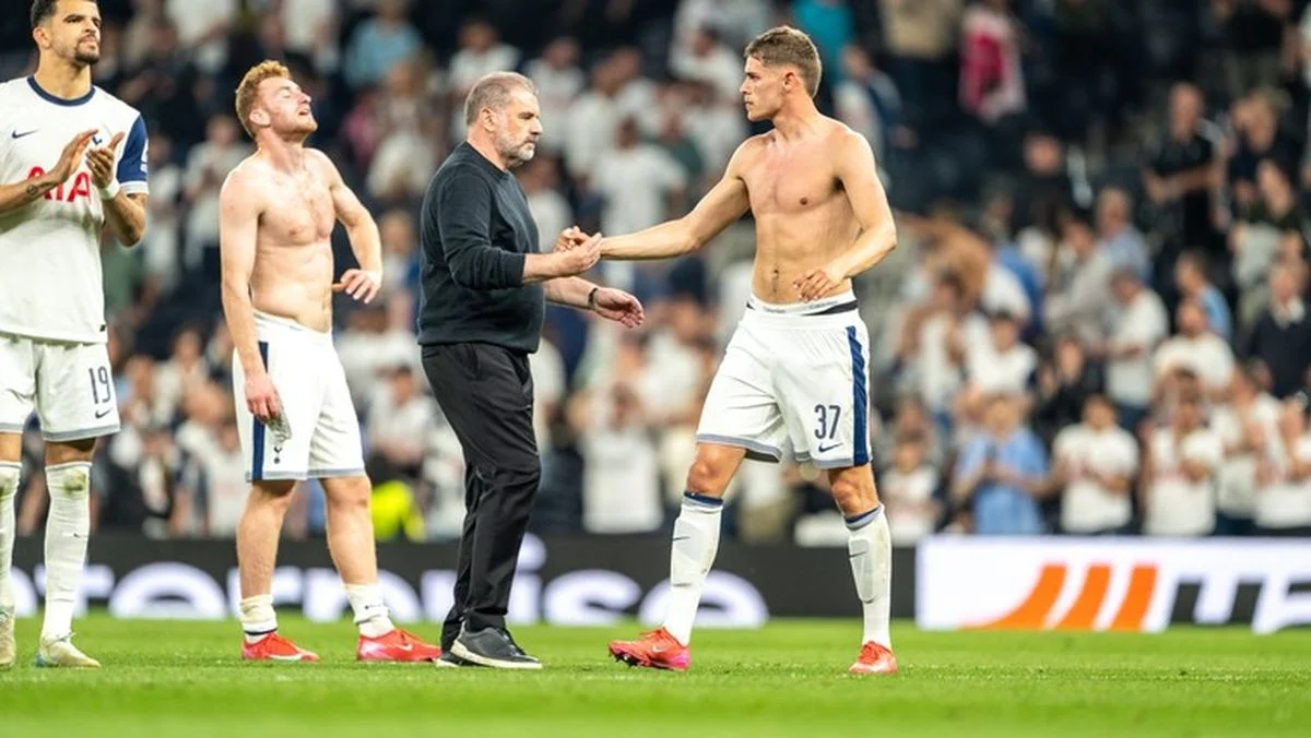 Ангелос Постекоглу / Pro Shots