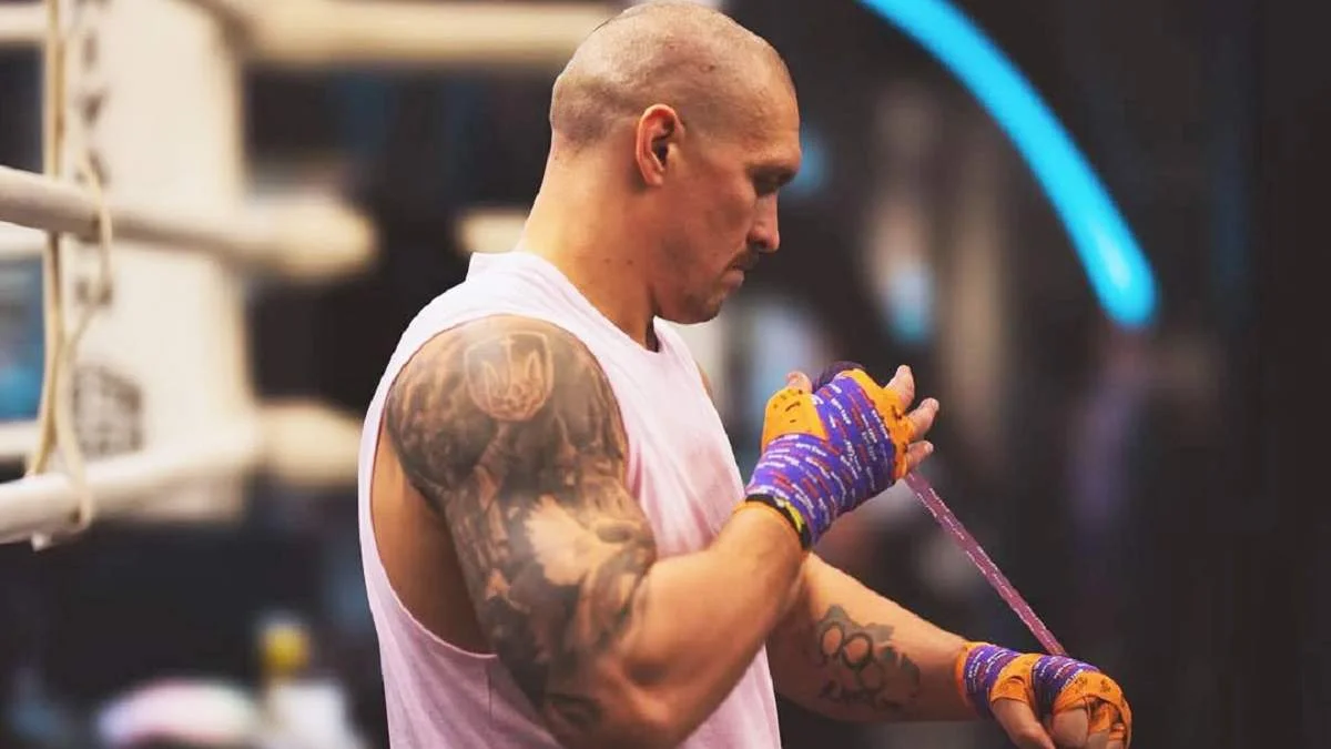 Олександр Усик / Фото з instagram.com/usykaa