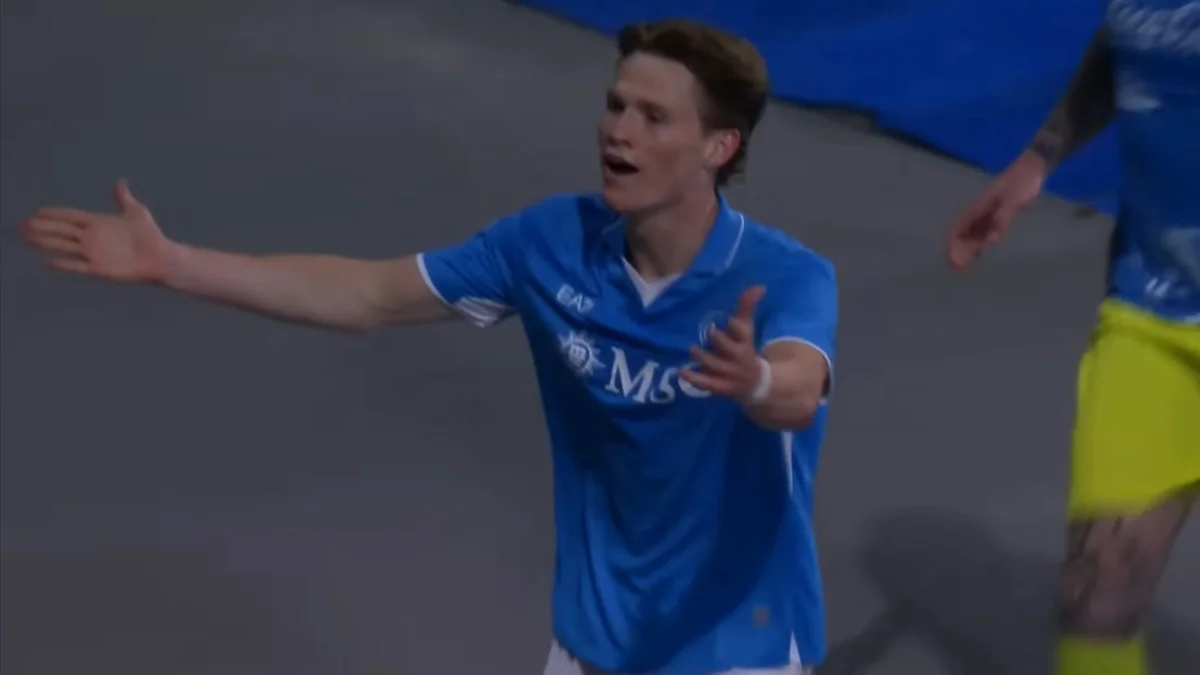 Наполи – Кальяри – 2:0 / скриншот