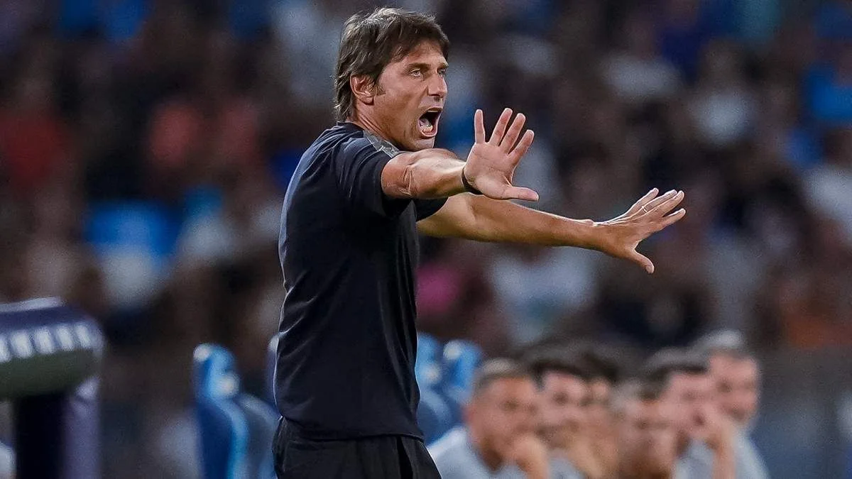 Антонио Конте / фото: NurPhoto via Getty Images