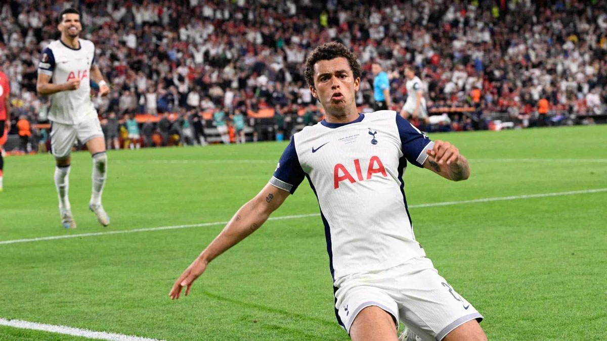 Бреннан Джонсон / JOSEP LAGO/AFP via Getty Images