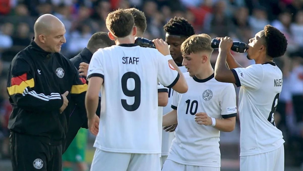 Фото к новости: Евро U-17: Португалия оставила Германию за бортом плей-офф, хозяева турнира так и не смогли забить
