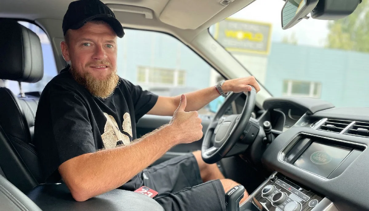 Богдан Сарнавський / Royal World Service