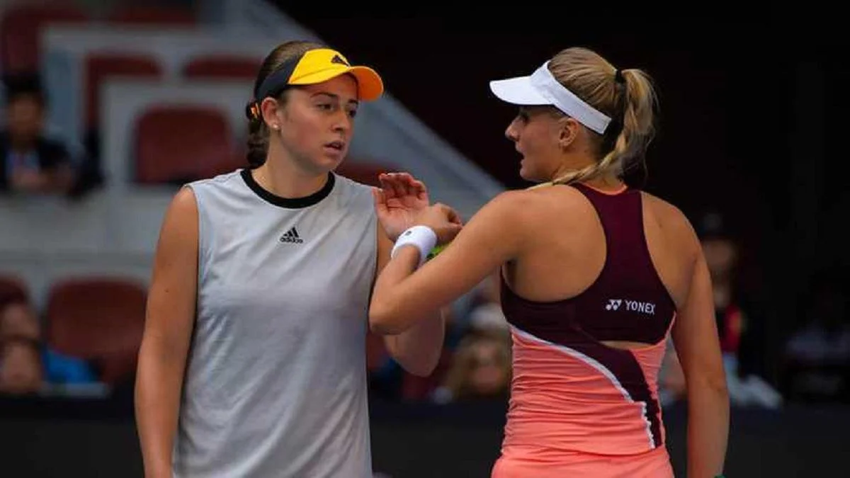 Олена Остапенко і Даяна Ястремська / Jimmie 48