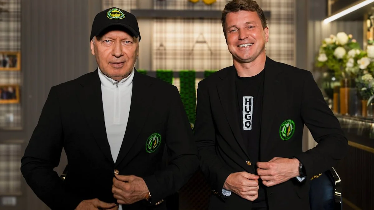 Руслан Ротань с президентом Полесья / фото: ФК Полесье