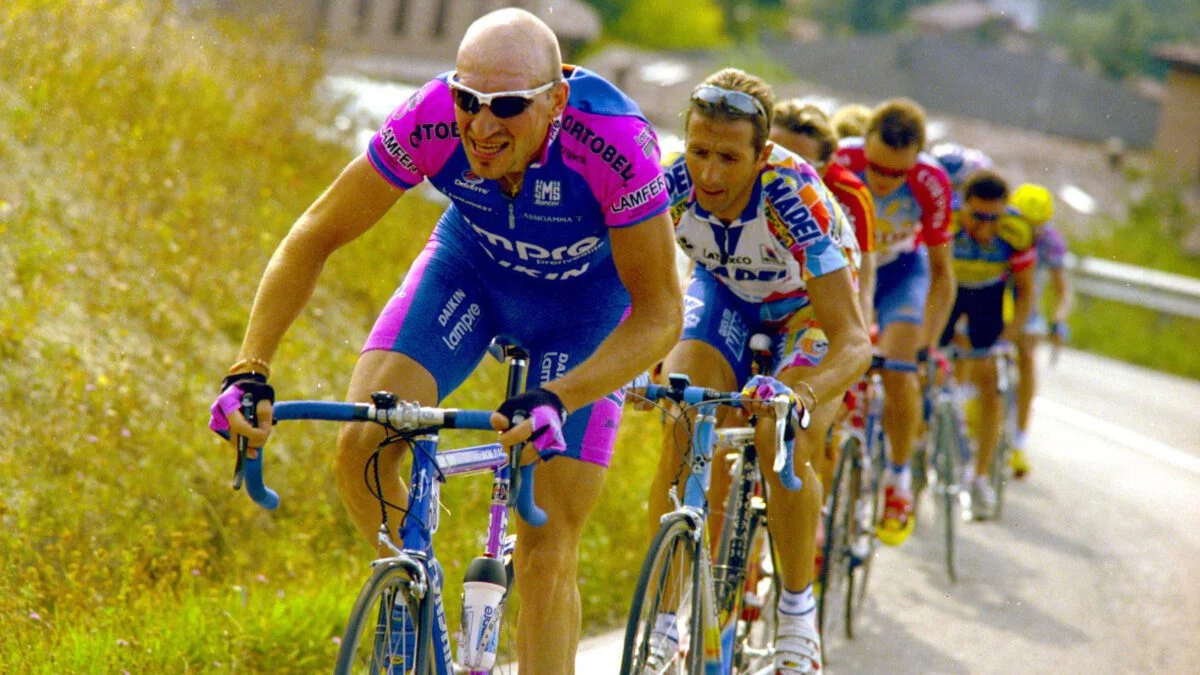 Людо Дірксенс (лідер колони) / Photo by Sirotti