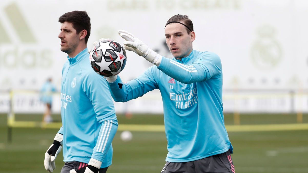 Тібо Куртуа та Андрій Лунін / фото: Antonio Villalba/Real Madrid via Getty Image