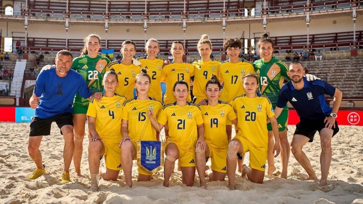 Женская сборная Украины по пляжному футболу / фото: Ассоциация пляжного футбола Украины
