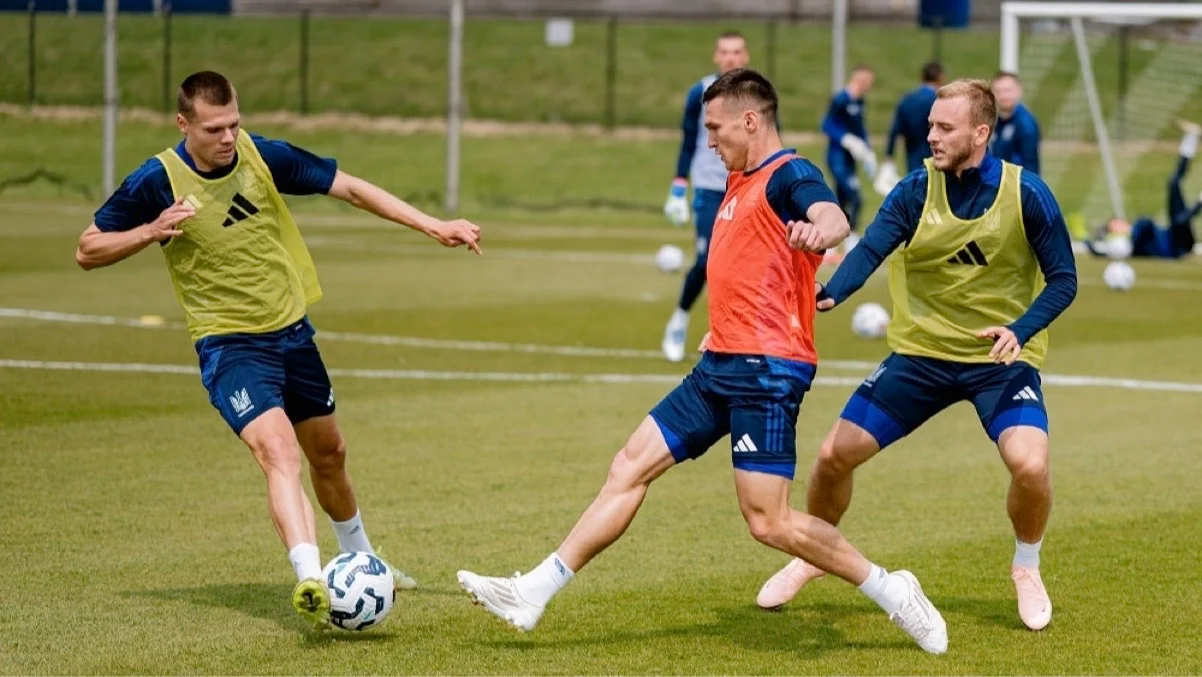 Олександр Мартинюк (праворуч) / УАФ