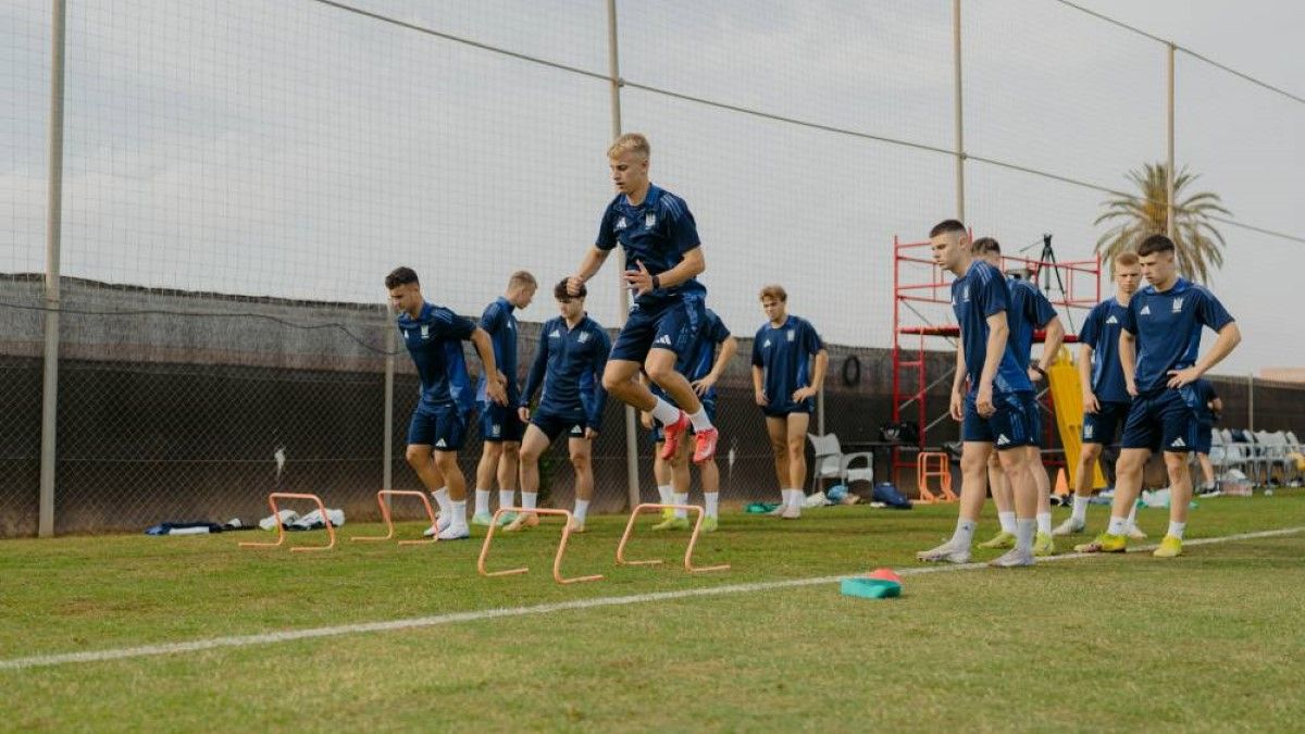 Игроки сборной Украины U-20 / фото: УАФ