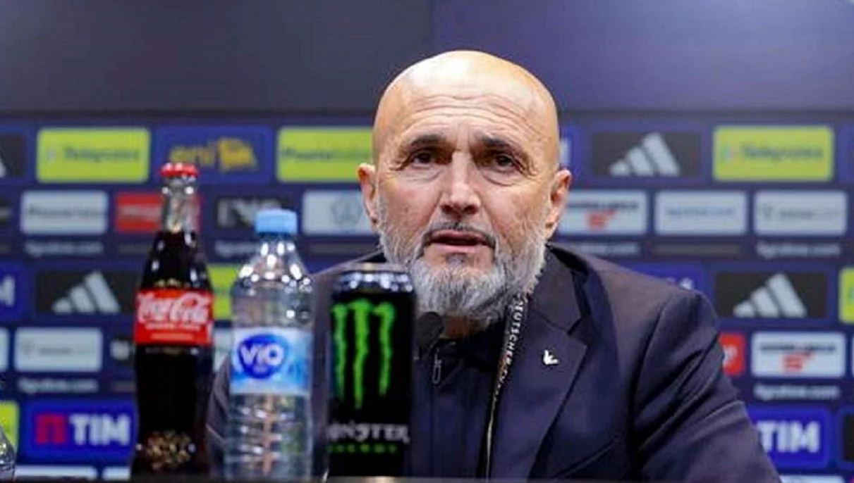 Фото к новости: "Если мы настолько хрупкие, что не держим офсайдную ловушку": Спаллетти намекнул на свою отставку