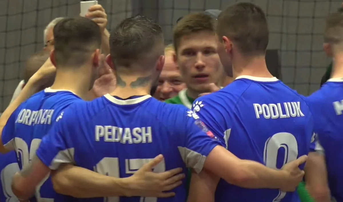 ХИТ одолел Автору / скриншот