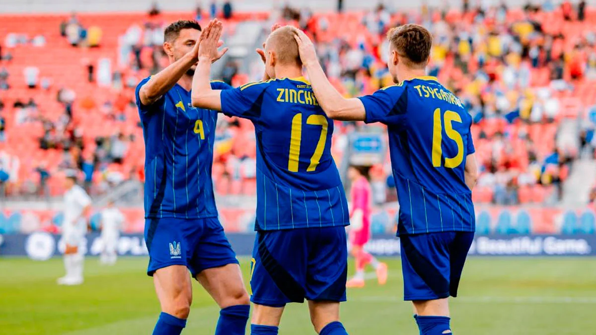 Фото к новости: Украина победила Новую Зеландию – представители Полесья и Александрии сделали результат, Зинченко забил победный гол