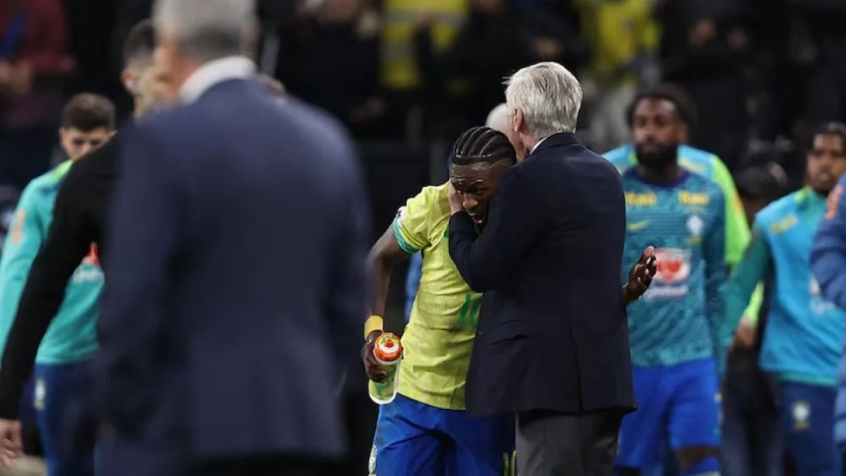 Вінісіус та Карло Анчелотті / EFE