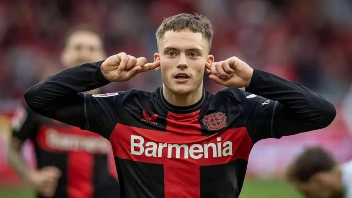 Флоріан Вірц / ФК Байєр