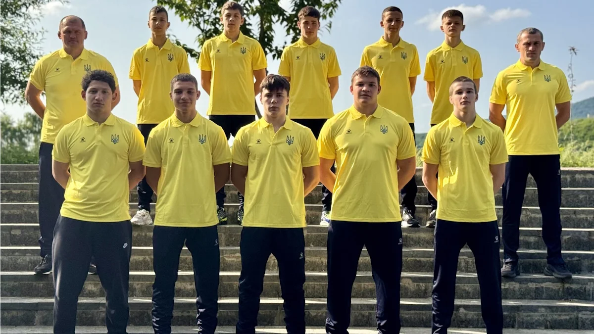 Сборная Украины по греко-римской борьбе U-17 / фото: Минмолодежьспорт