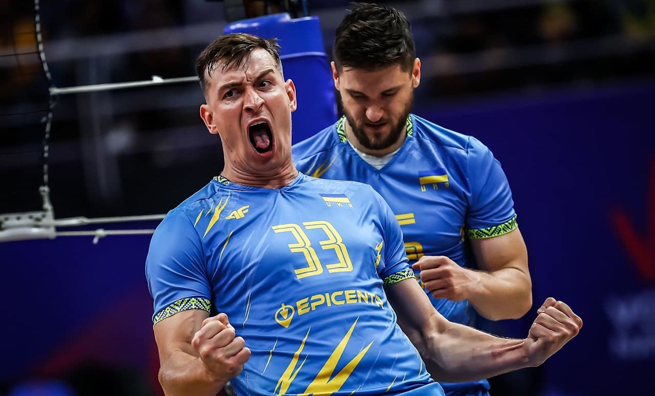 Сборная Украины сделала шаг вперед в мировом рейтинге / фото: FIVB