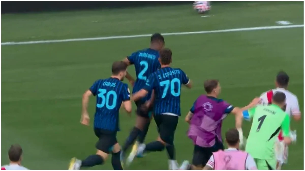 Дензел Дюмфрис / Скриншот