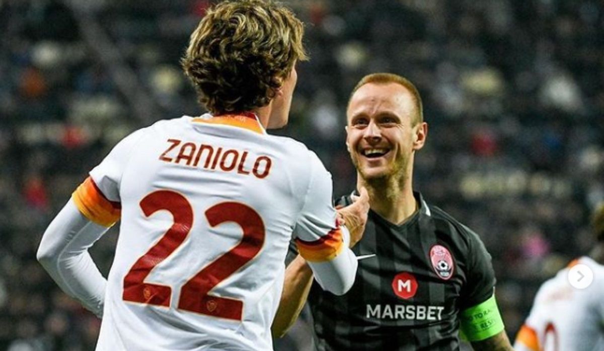 Дмитрий Хомченовский (справа) / ФК Заря