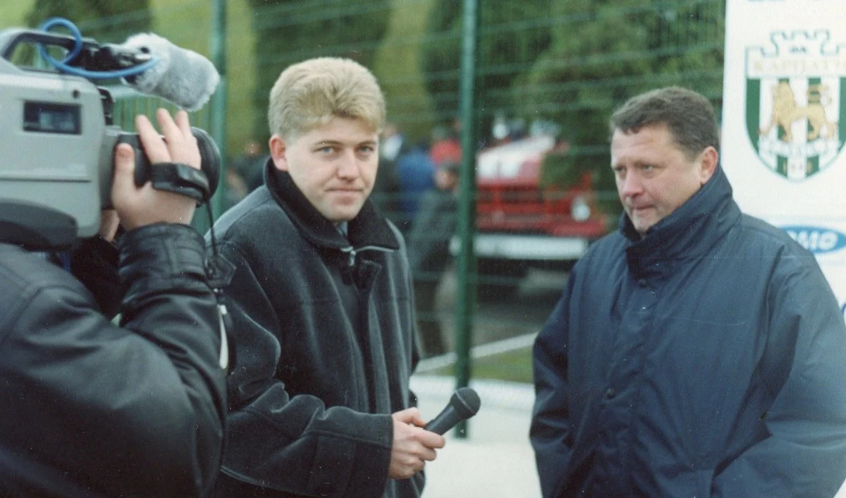 Василь Тріска бере коментар у Мирона Маркевича / Фото з архіву героя