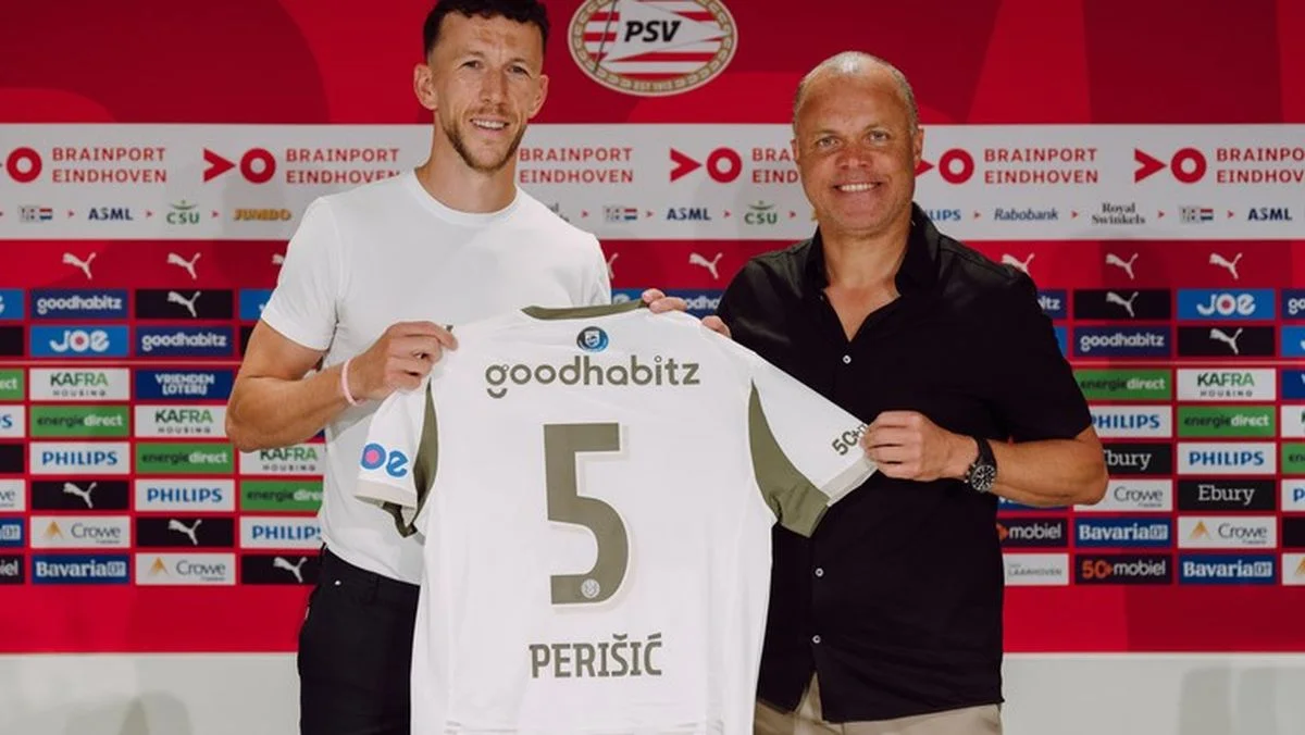 Іван Перішіч / ПСВ