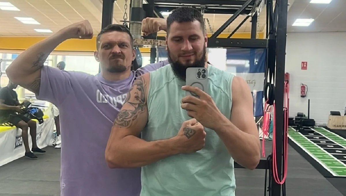 Александр Усик и Санел Хасанович / Фото с instagram.com/sanelhasanovicc