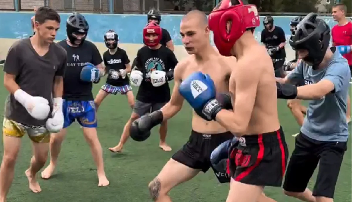 В Украине придумали новый вид спорта / Стоп-кадр из видео