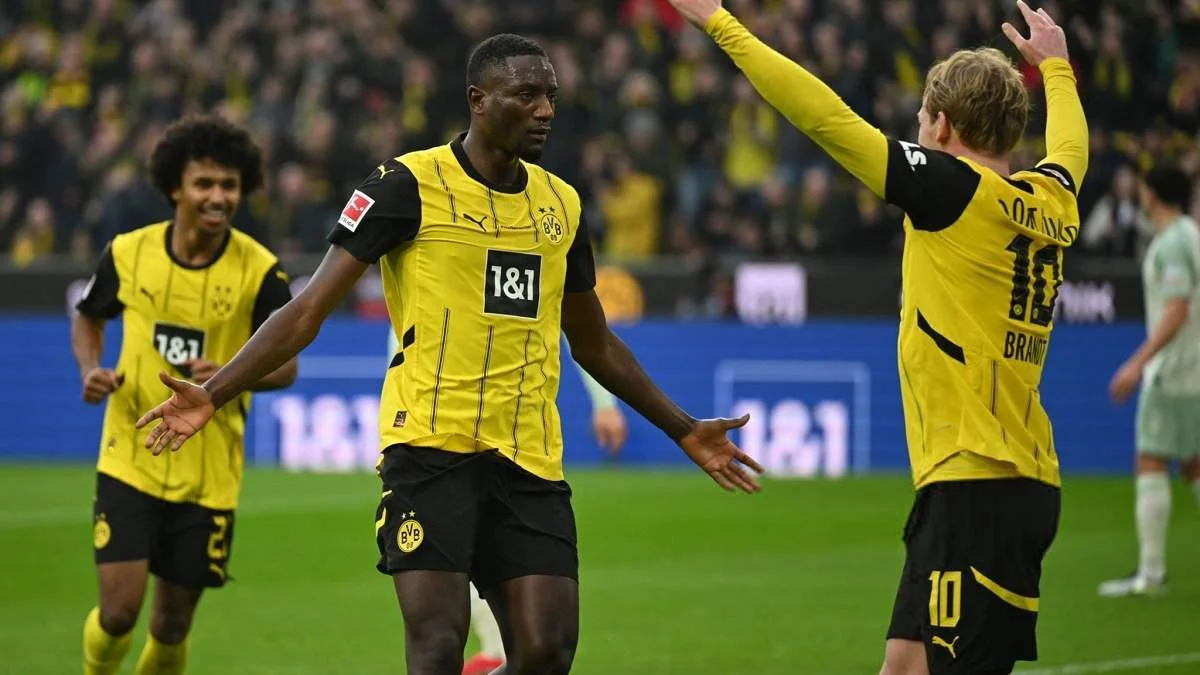 Сергу Гірассі / ФК Борусія Дортмунд