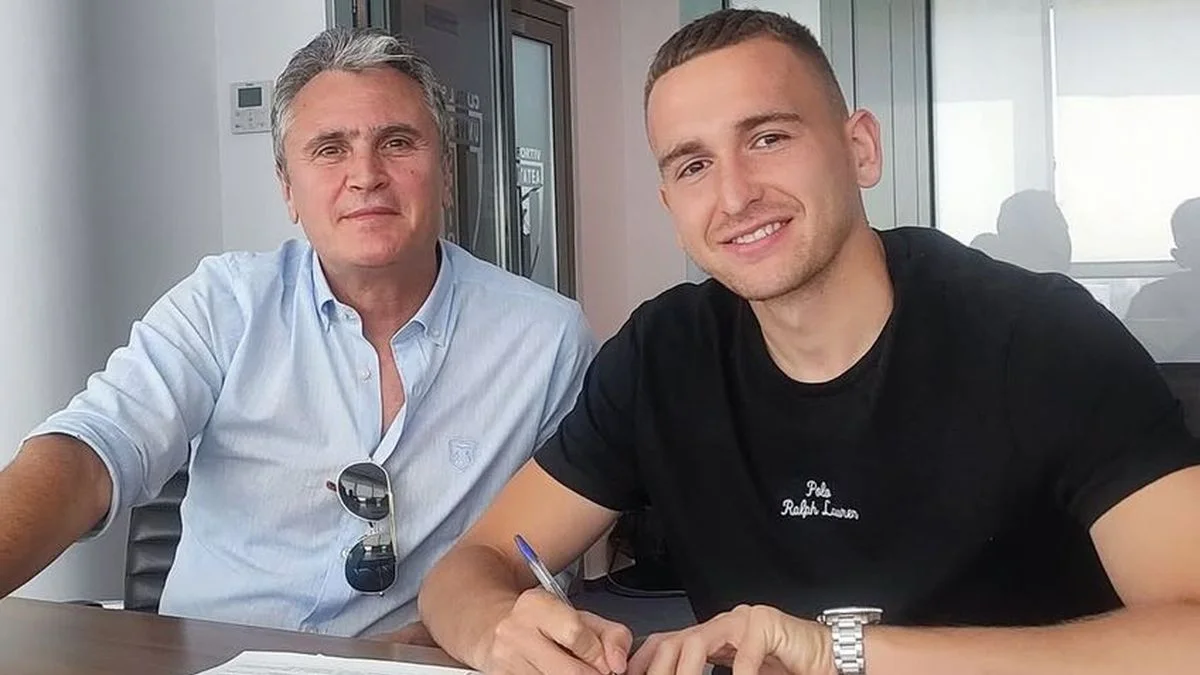 Олександр Романчук / Крайова