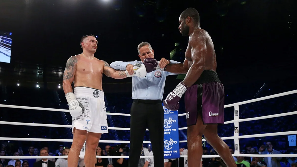 Перший бій Усика проти Дюбуа / Getty Images