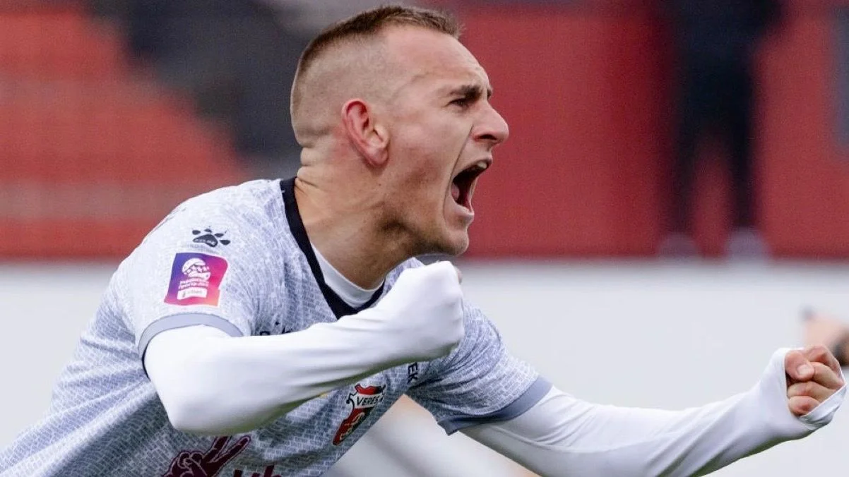 Віталій Дахновський / ФК Верес