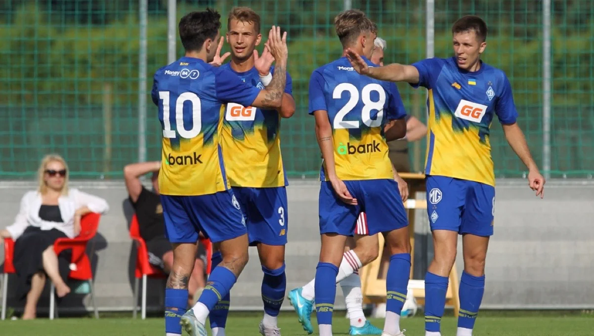 Фото к новости: Динамо – Вест Бромвич: стартовые составы и бесплатная онлайн-трансляция товарищеского матча