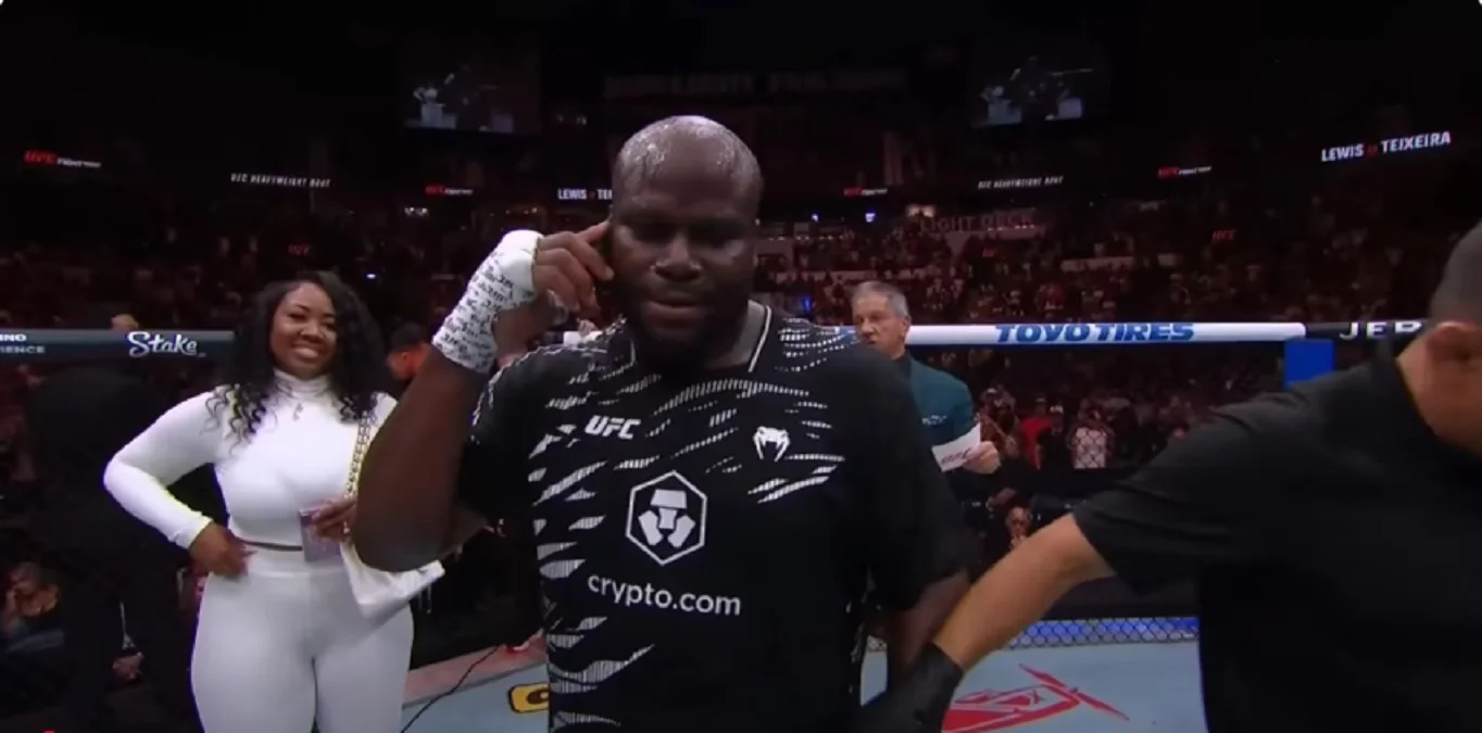 Деррик Льюис / Скриншот