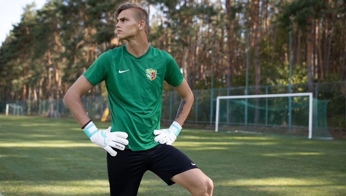 Павел Исенко / Brave