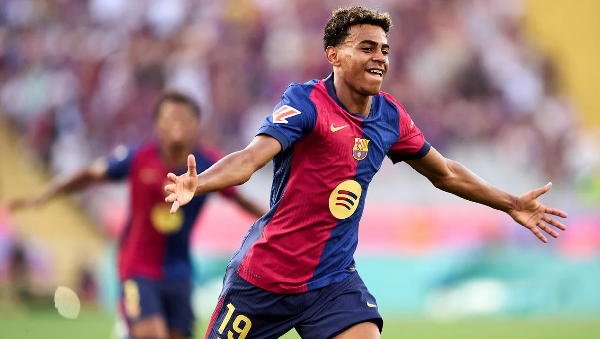 Ламін Ямаль / Photo by Manuel Queimadelos/Quality Sport Images/Getty Images