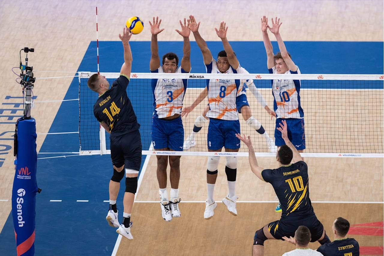 Сборная Украины оказалась сильнее команды Нидерландов / FIVB