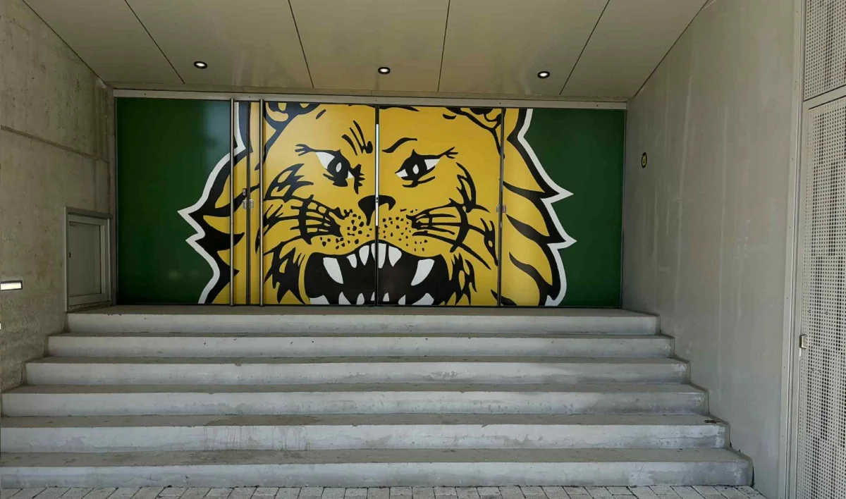 Гостей зустрічає рись / Фото Ольги Любушкіної