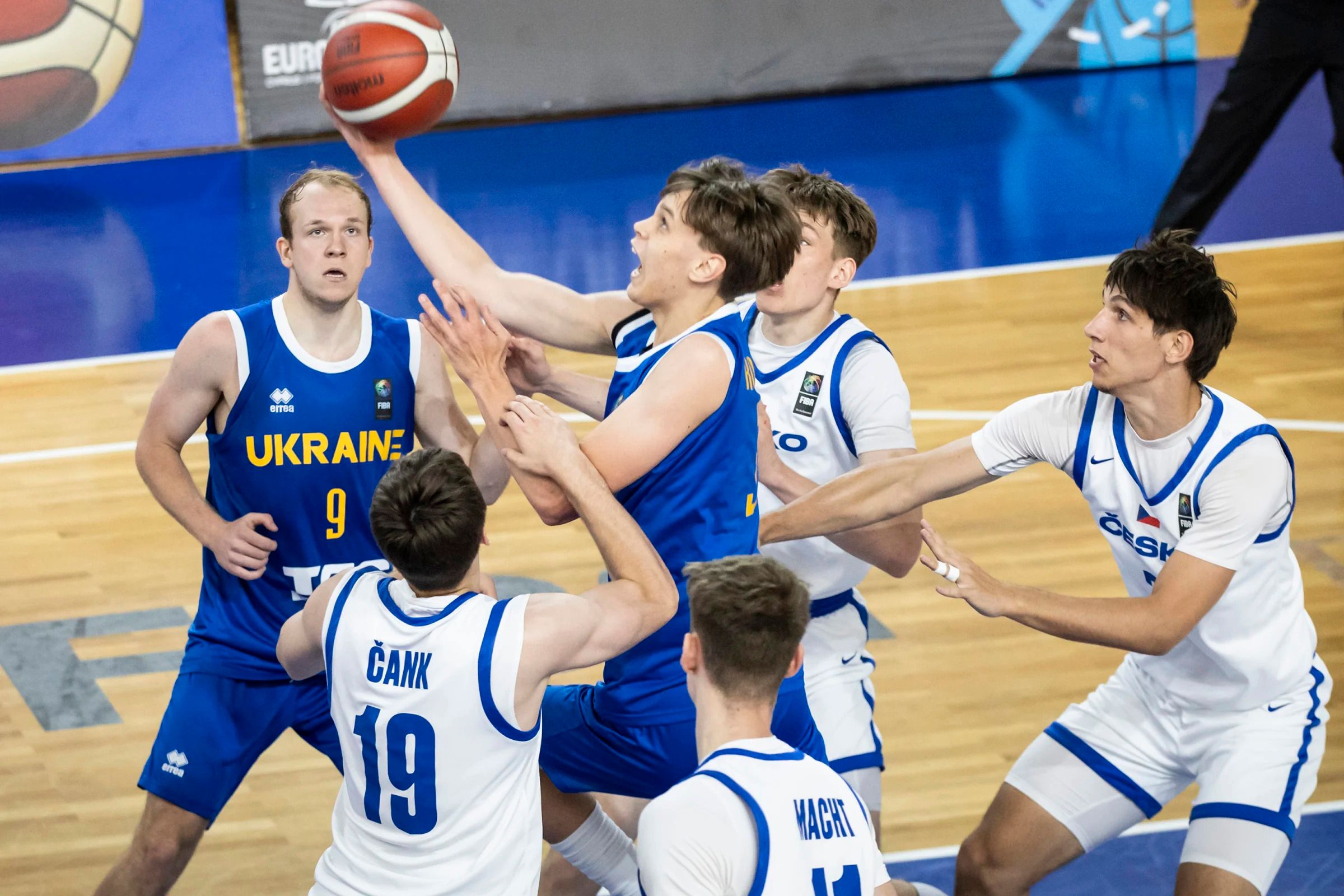 Збірна України U-20 / ФБУ