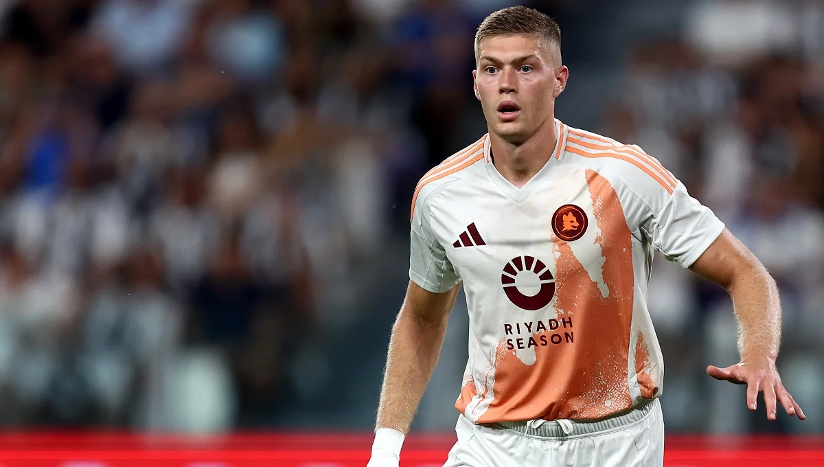 Артем Довбик / Photo by sportinfoto/DeFodi Images via Getty Images