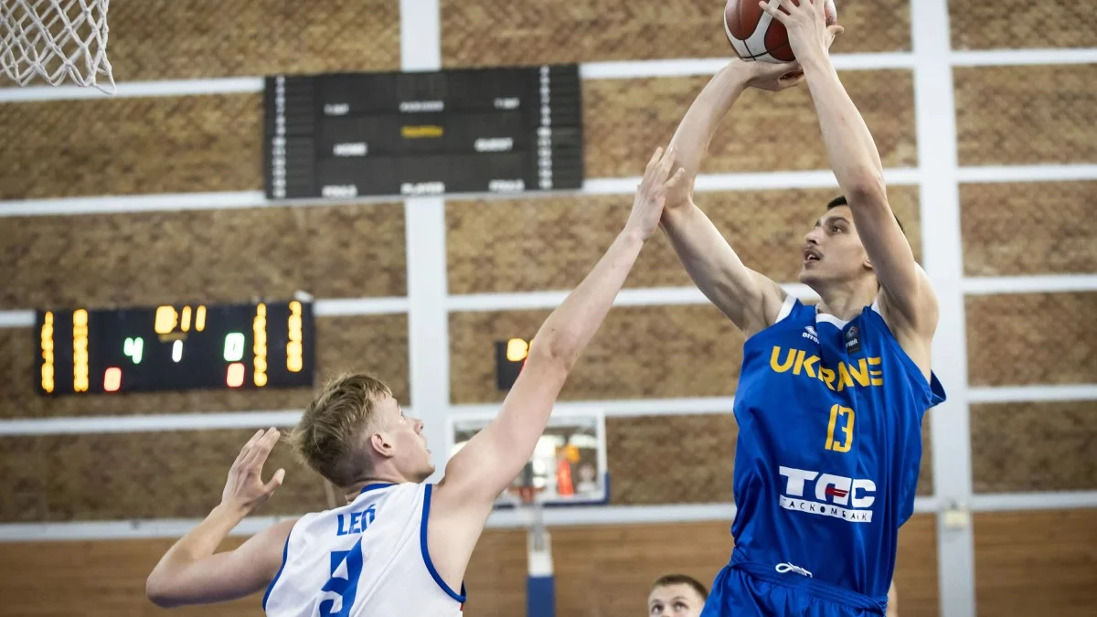 Молодіжні збірні України та Ісландії на Євробаскеті-2025 / фото: ФБУ