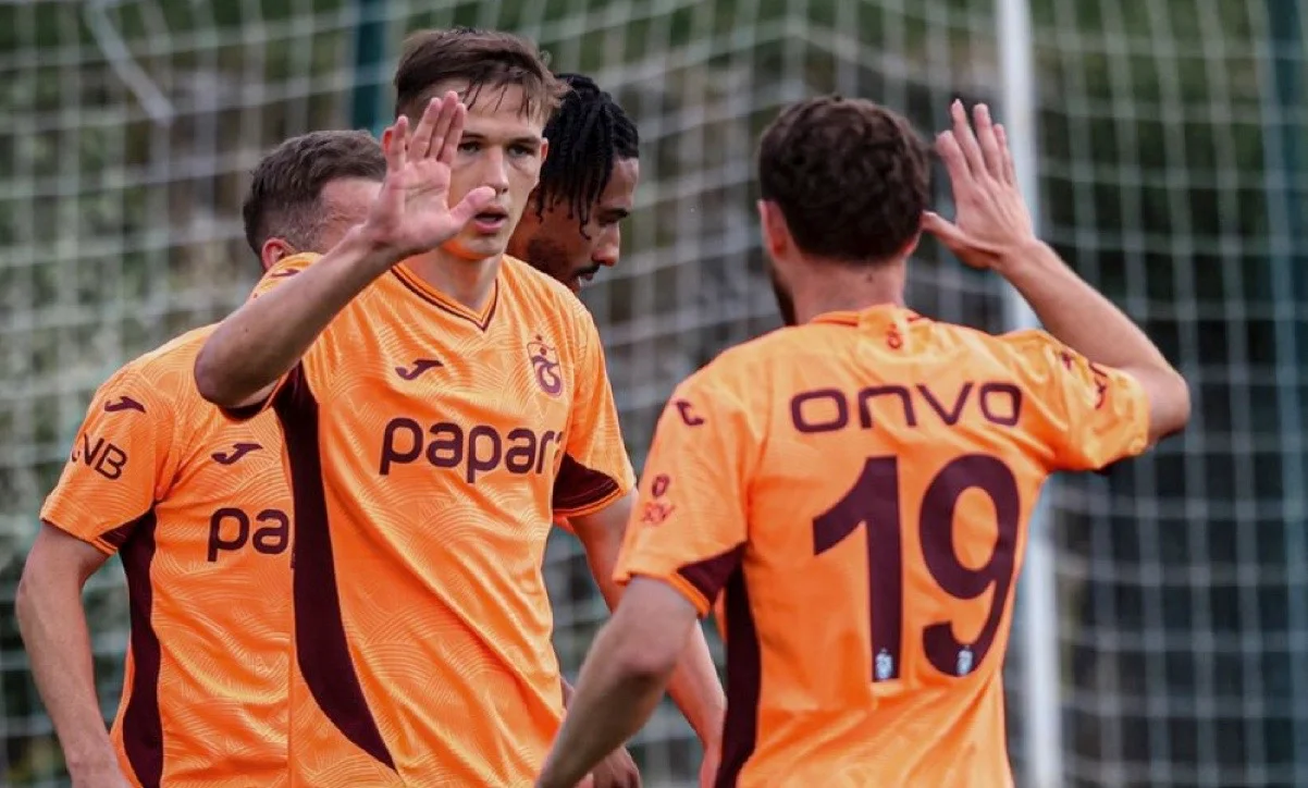 Данило Сікан із партнерами / фото: ФК Трабзонспор