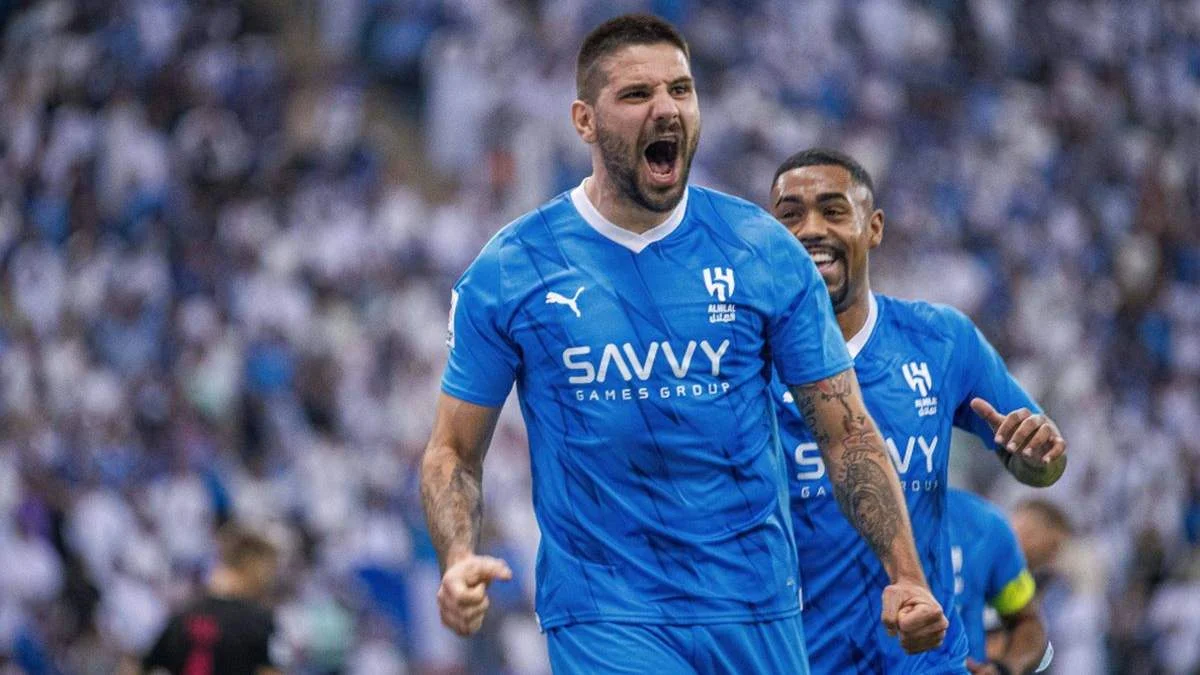 Александр Митрович и Малком в составе Аль-Хиляля / Imago