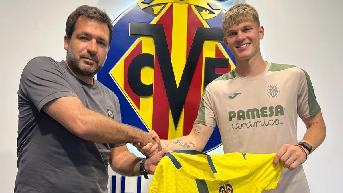 Яков Кинарейкин (справа) / фото: Вильяреал