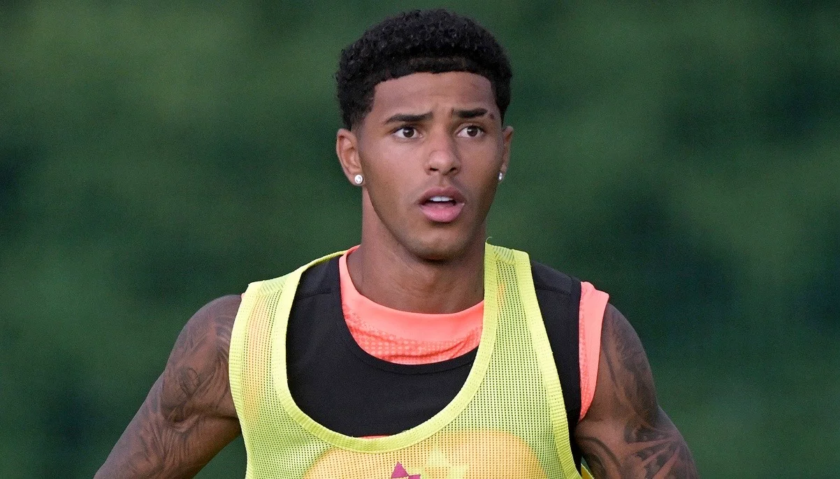 Винисиус Тобиас / Шахтер