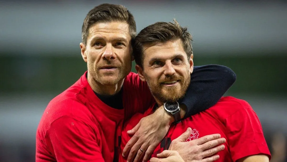 Алонсо та Хофманн / Imago