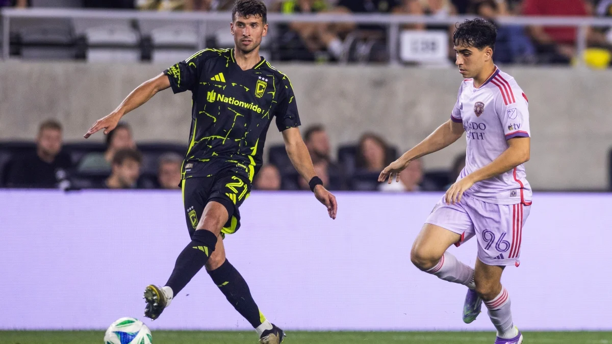 Евгений Чеберко в игре против Орландо Сити / фото: Getty Images