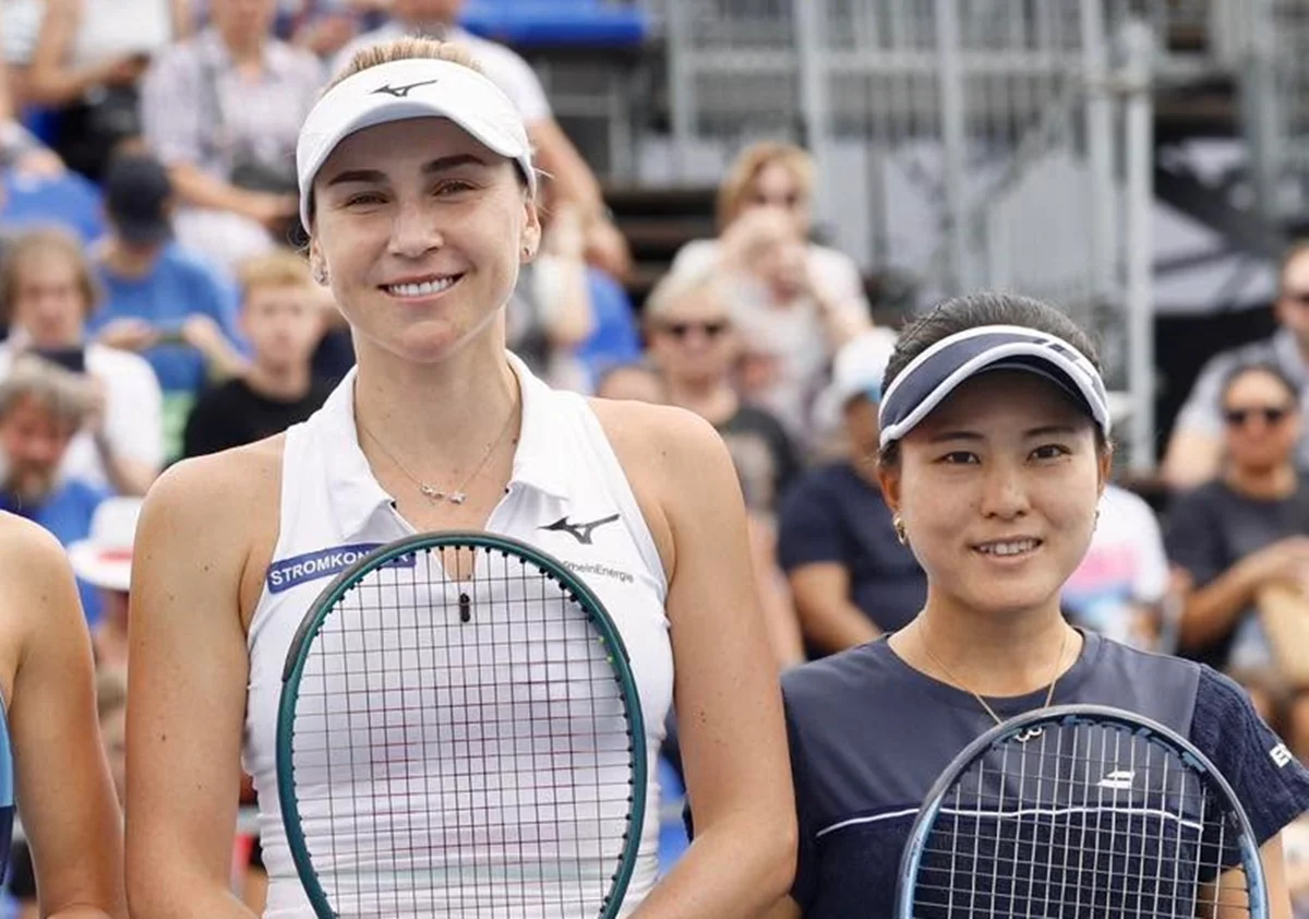 Надія Кіченок та Макото Ніномія / фото: livesportpragueopen.cz