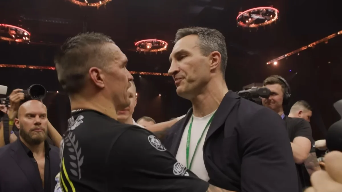 Александр Усик и Владимир Кличко / Скриншот