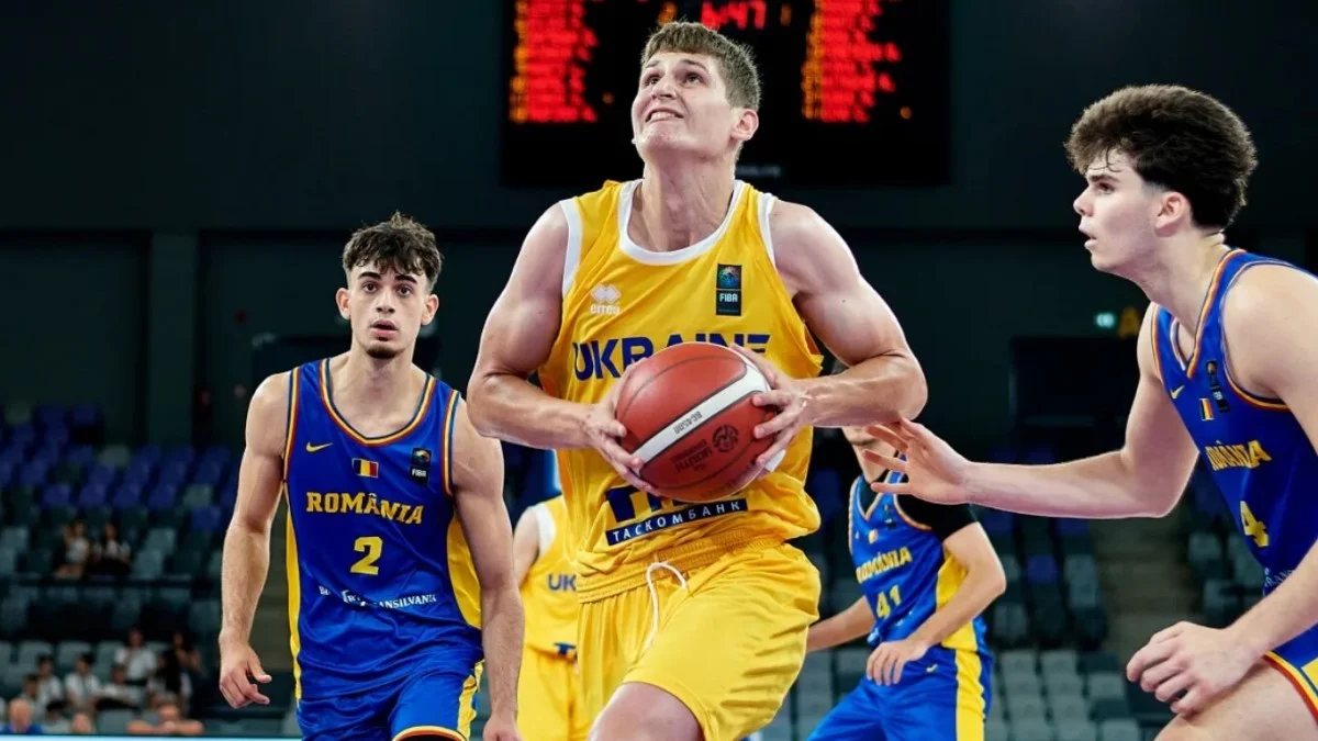 Сборная Украины U-18 против Румынии / фото: ФБУ