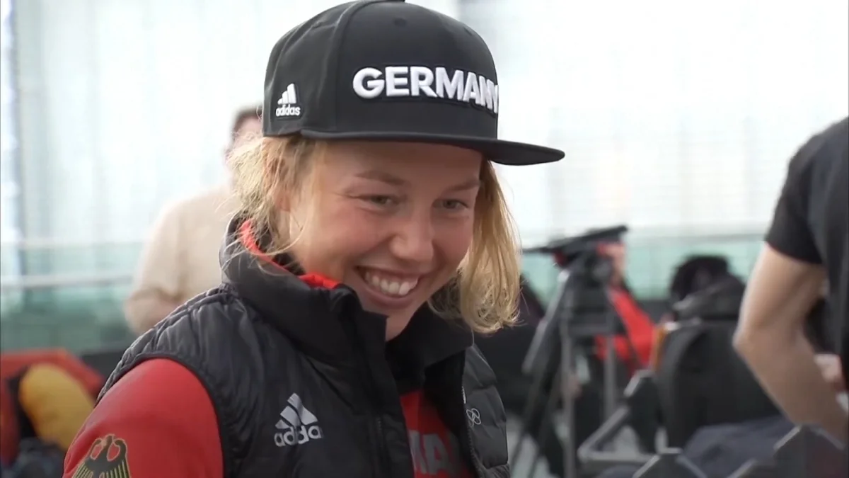 Лаура Дальмаєр / Скріншот